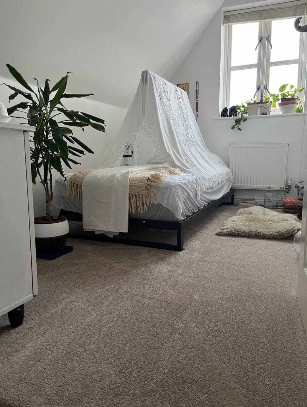 Crystal Bed